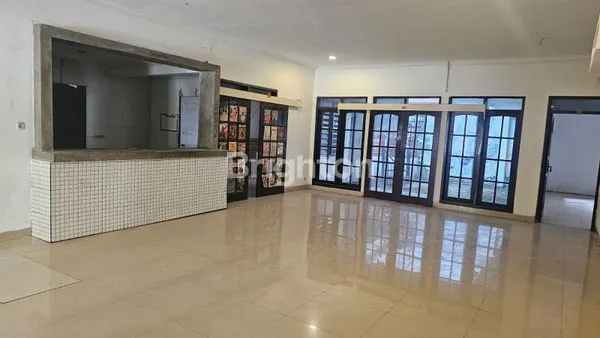 image RUMAH STRATEGIS KEDUNG BARUK, LT 300M² SHM (2)