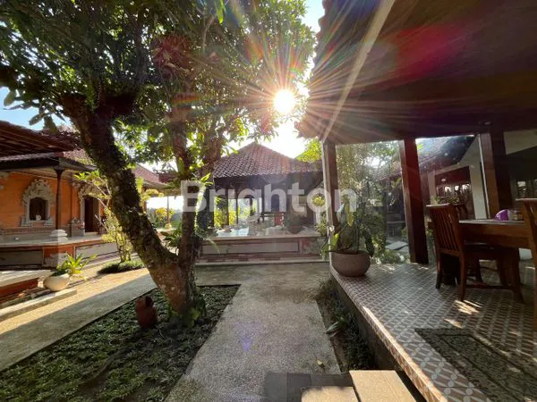 image VILA MODERN DESAIN TRADISIONAL DI JALAN WISNU MARGA, BATANYUH, TABANAN, BALI (2)