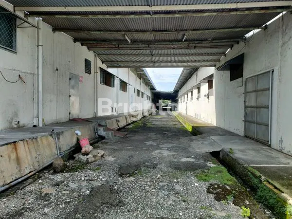 image DIJUAL CEPAT! TANAH & BANGUNAN EX PABRIK GARMENT – LOKASI SUPER STRATEGIS DI BEKASI UTARA (2)