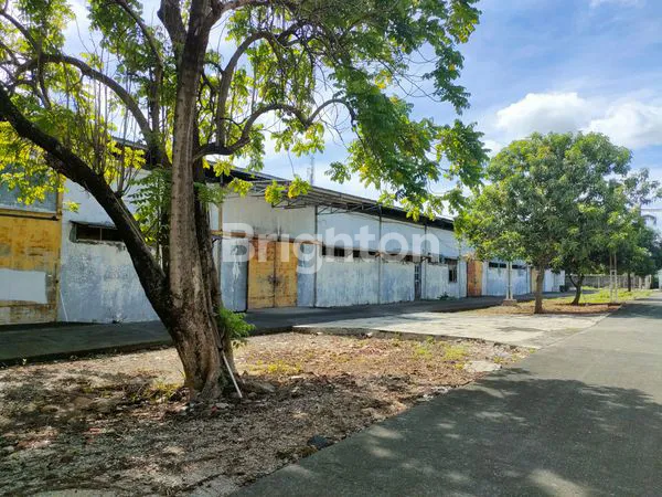 image DIJUAL CEPAT! TANAH & BANGUNAN EX PABRIK GARMENT – LOKASI SUPER STRATEGIS DI BEKASI UTARA (4)