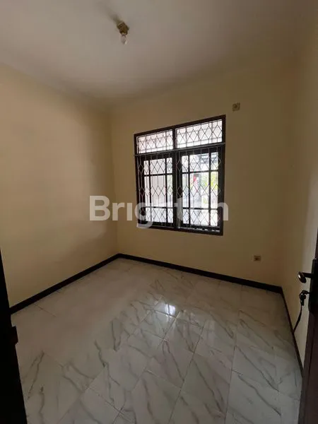 image RUMAH LUAS 2 LANTAI DI TAMAN YASMIN (8)