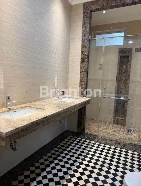 image JUAL RUMAH MEWAH BARU GRESS GRAHA FAMILI , SURABAYA BARAT (3)