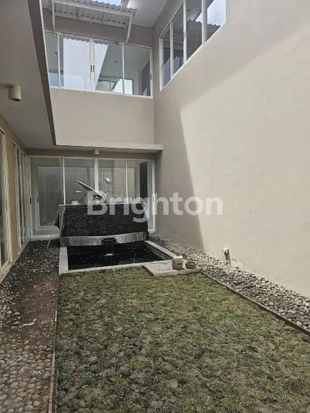 image RUMAH 2 LANTAI SIAP PAKAI DIJUAL CEPAT GRAHA NATURA SURABAYA BARAT (7)