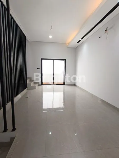 image RUMAH DURI KEPA 3 LANTAI, LOKASI STRATEGIS (8)