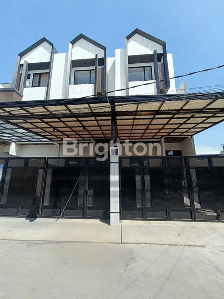 image RUMAH DURI KEPA 3 LANTAI, LOKASI STRATEGIS (1)