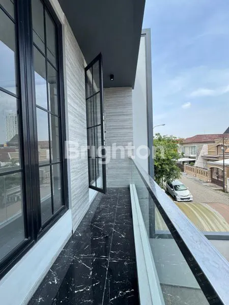 image RUMAH BARU, DI LOKASI PREMIUM MANYAR KERTOADI (6)