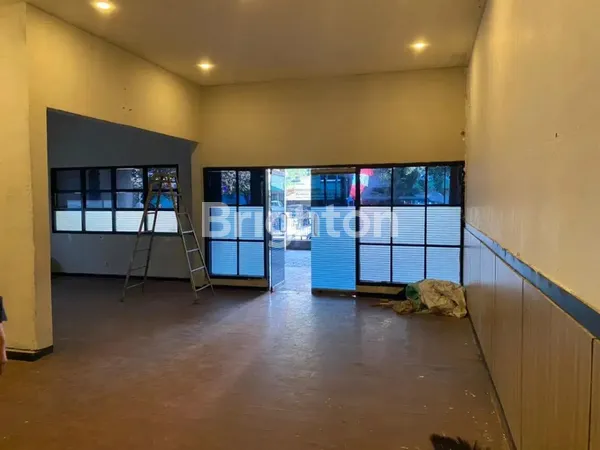 image SEWA RUMAH USAHA BARATAJAYA, NOLL RAYA, JALANAN RAMAI, COCOK UNTUK CAFE, KLINIK, ATAU KANTOR, DEKAT KE TENGAH KOTA (3)