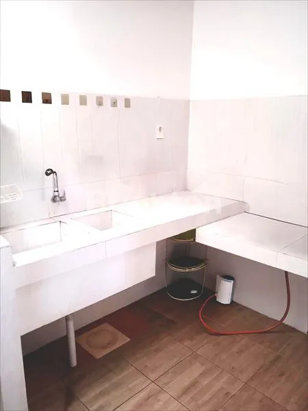 image RUMAH SIAP HUNI LT 90 DI VALENCIA ICON (3)