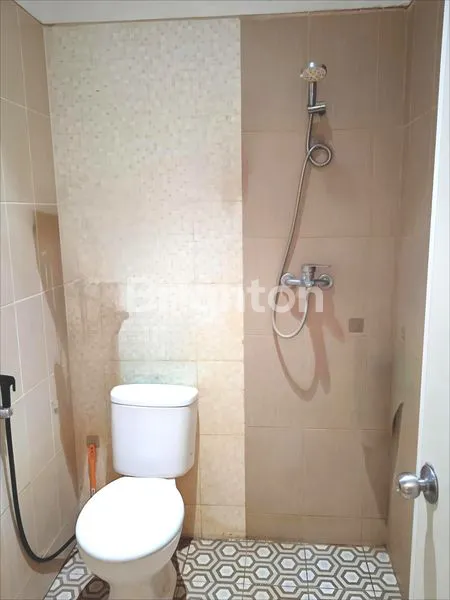 image RUMAH SIAP HUNI LT 90 DI VALENCIA ICON (4)