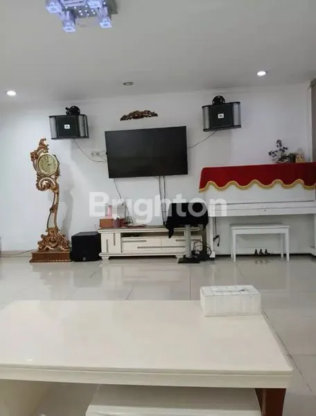 image SEWA RUMAH MEWAH PLUIT KARANG INDAH, 3 LANTAI (3)
