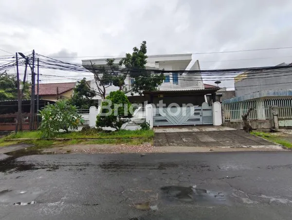 image RUMAH BESAR MEWAH PINGGIR JALAN BESAR , PALEM , DURI KEPA , JAKARTA BARAT  (1)