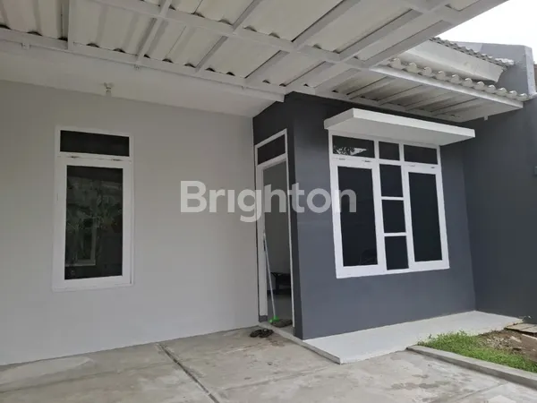 image DIJUAL RUMAH RAPIH & SIAP HUNI (2)