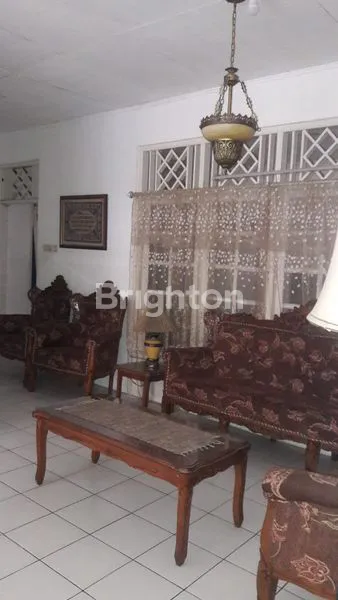 image HUNIAN STRATEGIS SWADARMA, 197M² & 6 KAMAR (2)