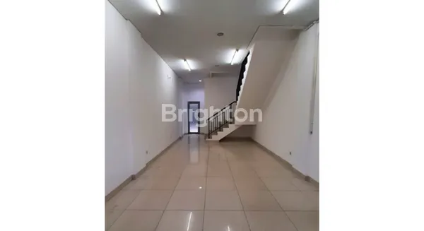 image RUKO LOKASI PREMIUM PASAR MODERN INTERMODA BSD CITY HARGA NEGO (2)