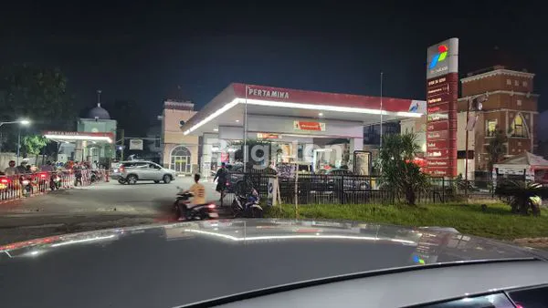 image TANAH LUAS 3000M² + POM BENSIN AKTIF (1)