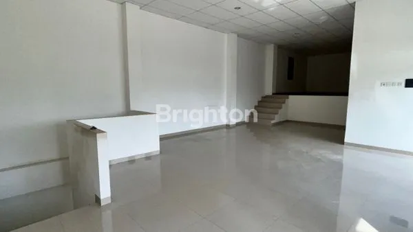 image GUDANG DI SEWAKAN DI BAY PASS (4)