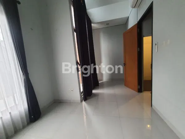 image HUNIAN STRATEGIS 2 LANTAI DI DEPOK (1)