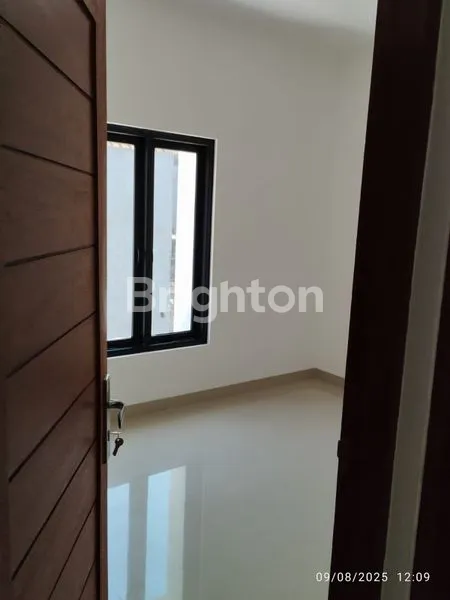 image RUMAH SEWA STRATEGIS DI RENON (3)
