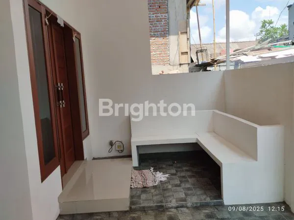 image RUMAH SEWA STRATEGIS DI RENON (2)