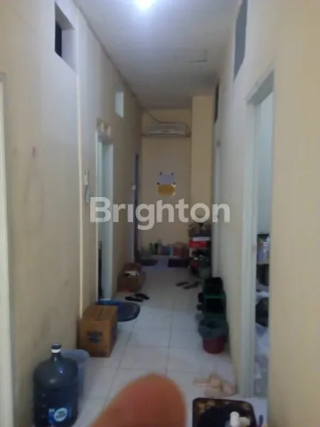 image DIJUAL CEPAT RUMAH KOST: ASET EMAS! MESIN UANG PASIF DI LOKASI PREMIUM SURABAYA (2)