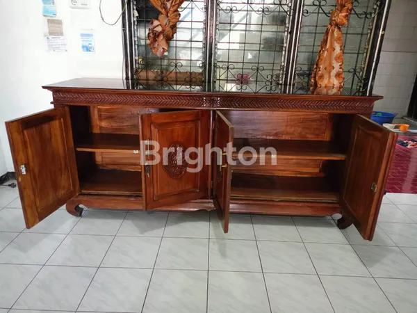 image HUNIAN NYAMAN TERAWAT DI GAYUNGAN SURABAYA (4)