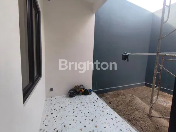 image RUMAH MILLENIAL MODERN TYPE MODERNO MERUYA  JAKARTA BARAT (8)