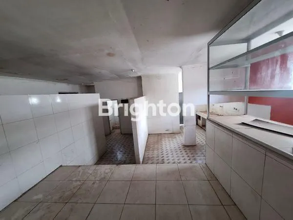 image RUKO STRATEGIS PRINGSEWU, 2 PINTU & PARKIR LUAS (4)