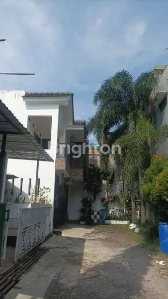 image RUMAH 2 LANTAI TENGAH KOTA BANDUNG MURAH  (1)
