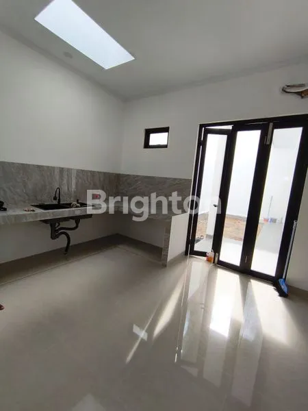 image RUMAH BARU 2 LANTAI MODERN MERUYA JAKARTA BARAT (5)