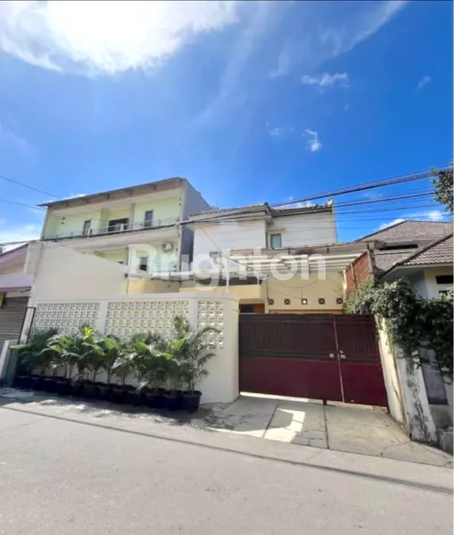 image RUMAH TENANG DI KAWASAN HIJAU RINDANG CILANDAK  JAKSEL DENGAN BERBAGAI KENYAMANAN MUDAH NYA AKSES (3)