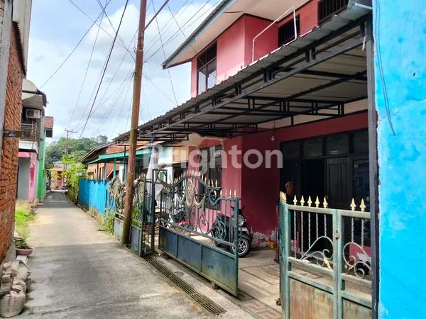 image RUMAH STRATEGIS 2 LANTAI, HANYA 390 JUTA (2)