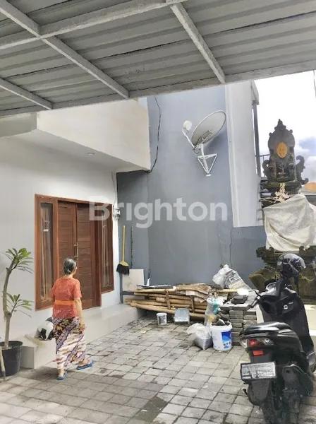 image RUMAH SIAP HUNI DI KEMBANG KEPAH GATOT SUBROTO TIMUR DENPASAR (2)