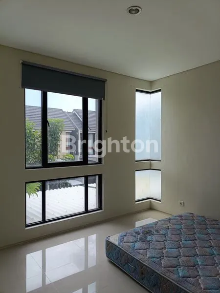 image DISEWAKAN RUMAH NORTHWEST LAKE (6)