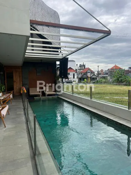image DIJUAL MURAH!! VILLA SEMINYAK LOKASI SANGAT STRATEGIS VIEW SAWAH (6)