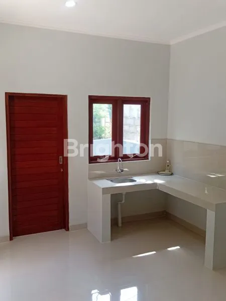 image DIJUAL RUMAH BANGUNAN BARU DESAIN MINIMALIS MODERN DILOKASI STRATEGIS KESIMAN DENPASAR TIMUR (6)