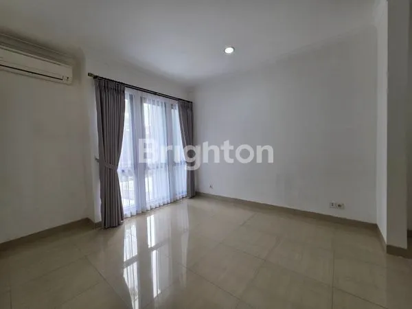 image JUAL CEPAT, RITZONE CLUSTER FAVORIT DI ICON BSD, RUMAH RAPI SIAP HUNI, DEKAT PINTU TOL (4)