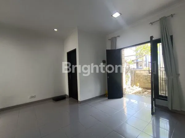 image RUMAH MODERN MINIMALIS SIAP HUNI DAN BEBAS BANJIR DEKAT RENON (2)