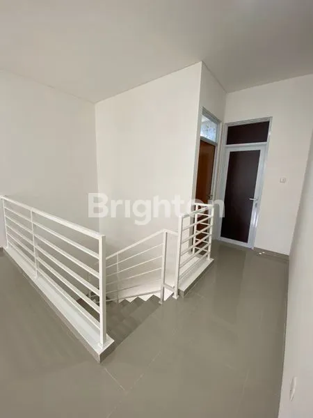 image RUKO 2 LANTAI, LOKASI RAMAI & STRATEGIS (8)