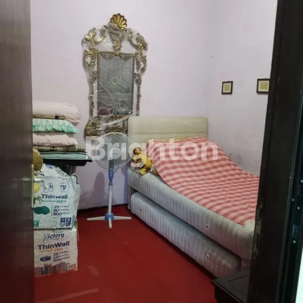 image RUMAH PURI LIDAH KULON 1,5 LANTAI ROW JALAN LEBAR  (6)