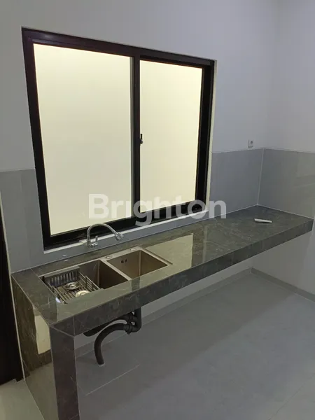 image RUMAH STRATEGIS SIAP HUNI TANJUNG DUREN BARAT (5)