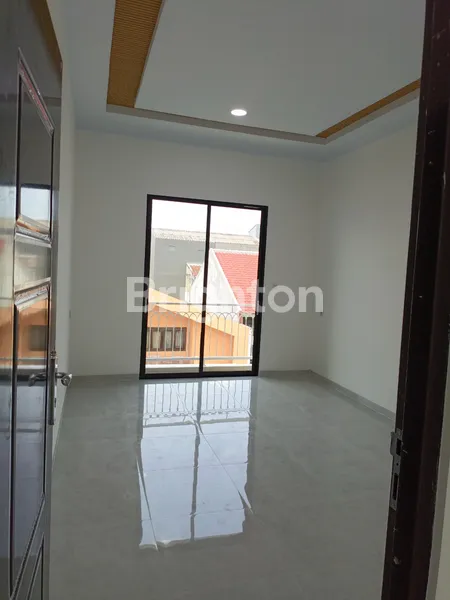 image RUMAH STRATEGIS SIAP HUNI TANJUNG DUREN BARAT (6)