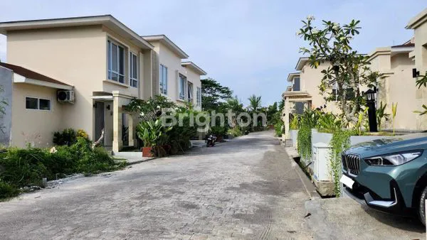 image BRAND NEW VILLA FOR SALE AT NUSA DUA, CLUSTER ONE GATE SYSTEM (2)