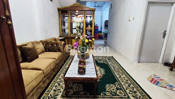 image RUMAH SIAP HUNI DI CEMPAKA BARU,KEMAYORAN  JAKARTA PUSAT (7)
