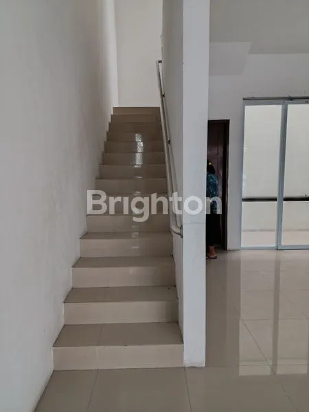 image RUMAH KOMPLEK DI RINGROAD (4)