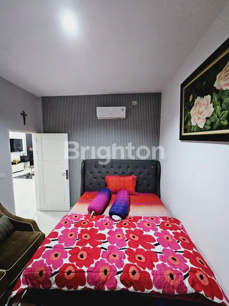image RUMAH 2TINGKAT YANG SUPER MEWAH,NYAMAN DAN SANGAT BERSIH DENGAN FULL FURNISHED BERADA DI DALAM KOMPLEK PERUMAHAN ELITE MERCY MEDAN (3)