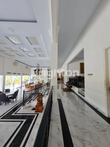 image SUPER  GRANDE VILLA WITH MOUNTAIN VIEW  JALUR RI 1 HAMBALANG SENTUL (2)