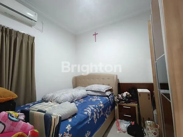 image RUMAH BAGUS TERAWAT DI  SUKOLILO DIAN REGENCY. SELANGKAH KE RAYA OERR, DEKAT RAYA MERR, ARAYA 1, ITS, UNIVERSITAS HANG TUAH, PURI GALAXY, GALAXY BUMI PERMAI, BUMI MARINA MAS, KERTAJAYA, PETRA 5, GALAXY MALL (5)