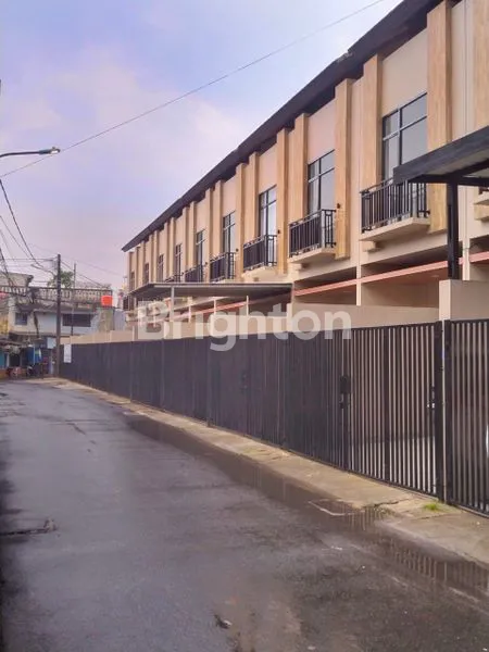 JUAL CLUSTER RUMAH BARU LOKASI STRATEGIS HARHA TERJANGKAU