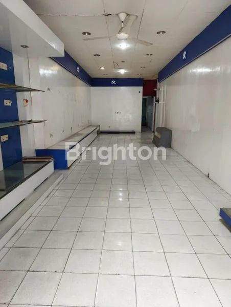 image RUKA 2 1/2 TINGKAT LOKASI DI TPT YANG STRATEGIS (4)