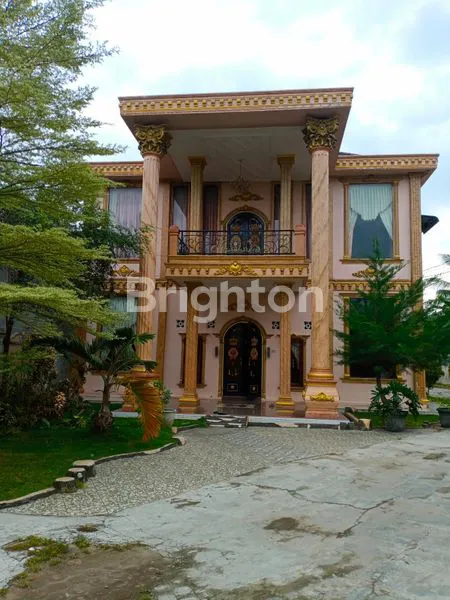 image RUMAH MEWAH DEKAT KNO (1)